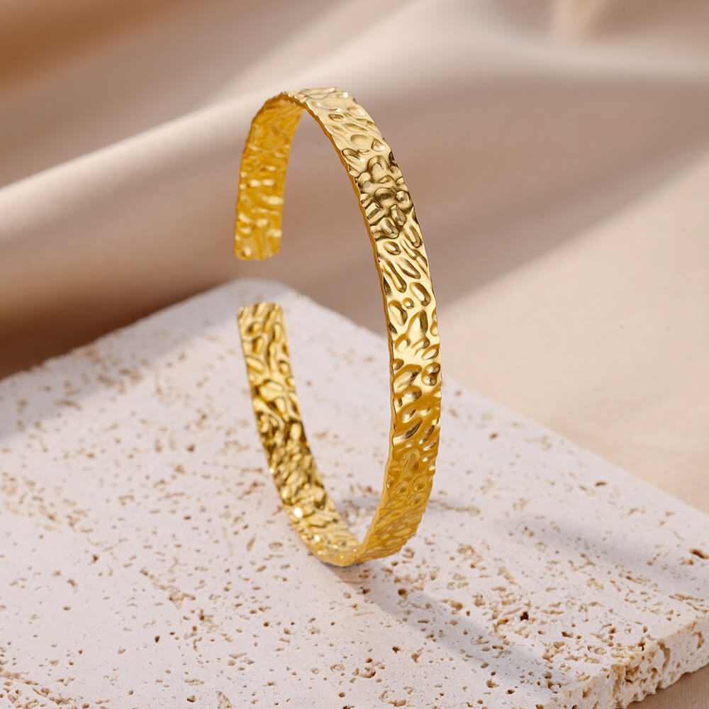 Unique Pleated Pattern Opening Bracelet Women